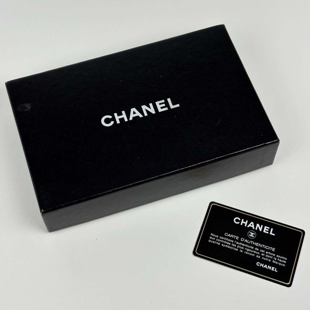 CHANEL Authentic Red Leather Logo Wallet - Picture 11 of 11